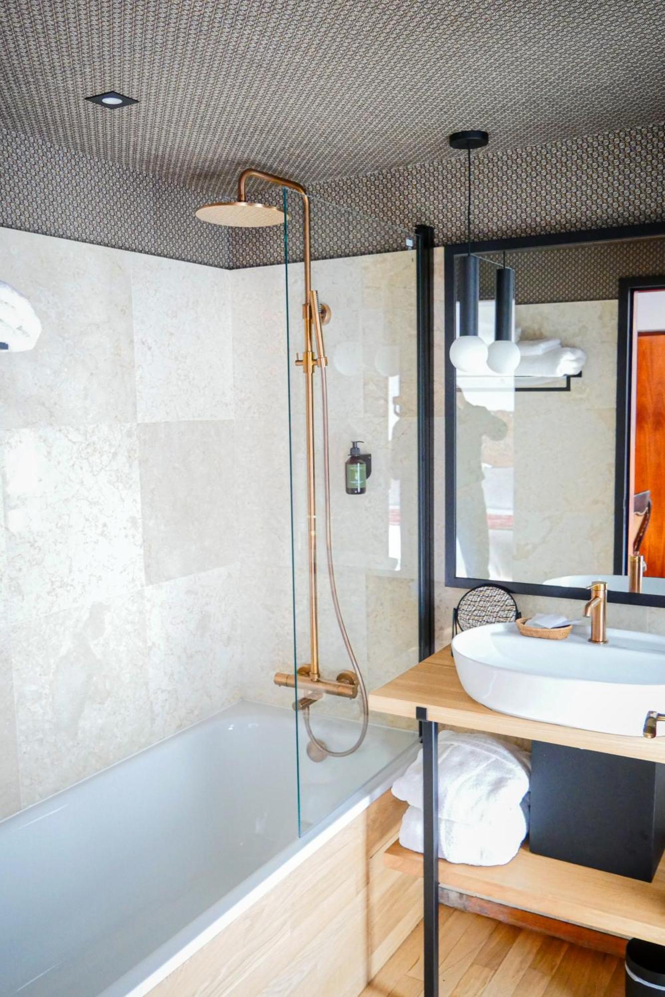 Villa Kerasy Hotel Spa Vannes Buitenkant foto
