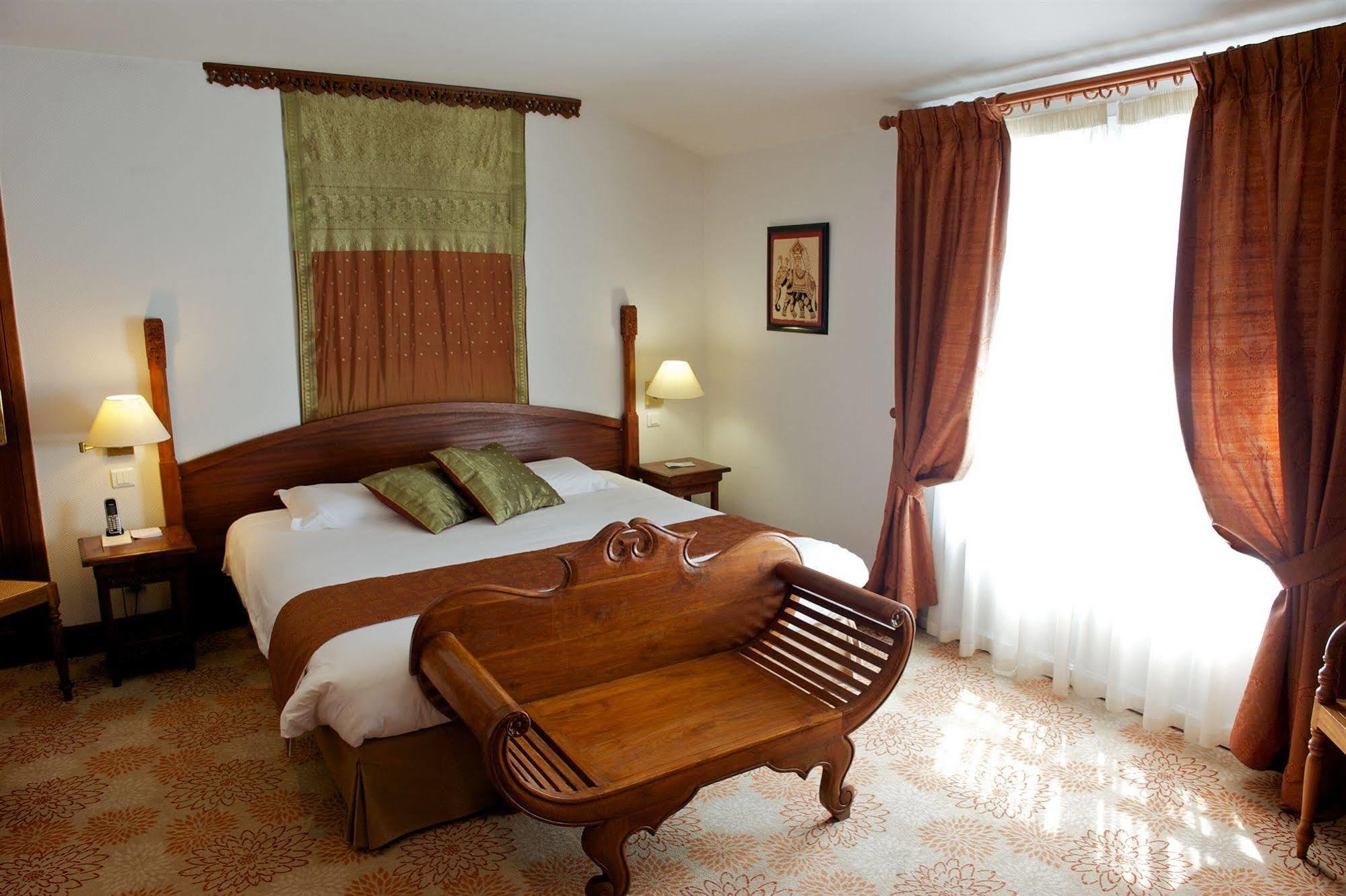 Villa Kerasy Hotel Spa Vannes Buitenkant foto